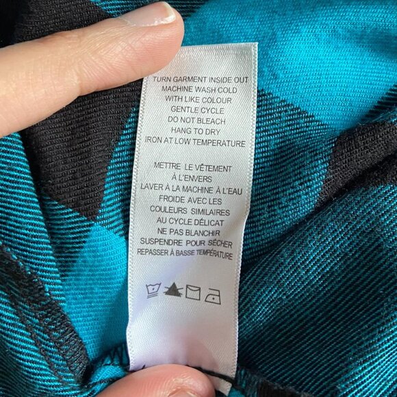 RICKI’s (Size M) Turquoise Plaid/Flannel Blouse - Picture 7 of 7